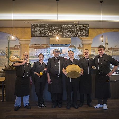 Villa Plaza Boutique Hotel & Spa Presov Ngoại thất bức ảnh