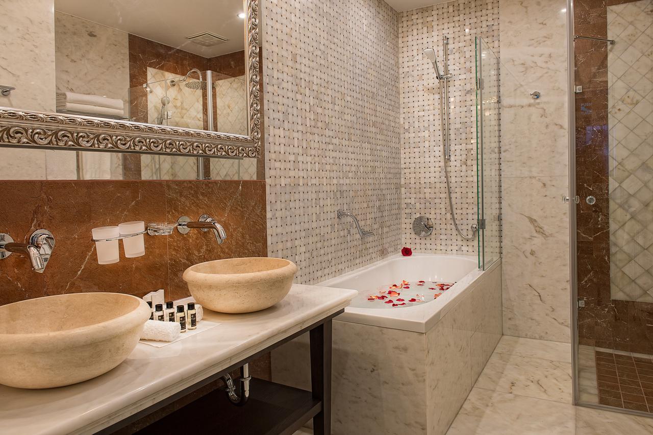 Villa Plaza Boutique Hotel & Spa Presov Ngoại thất bức ảnh