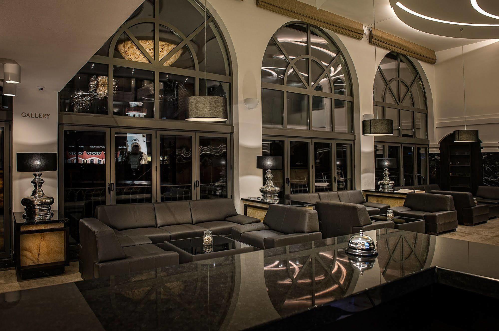 Villa Plaza Boutique Hotel & Spa Presov Ngoại thất bức ảnh