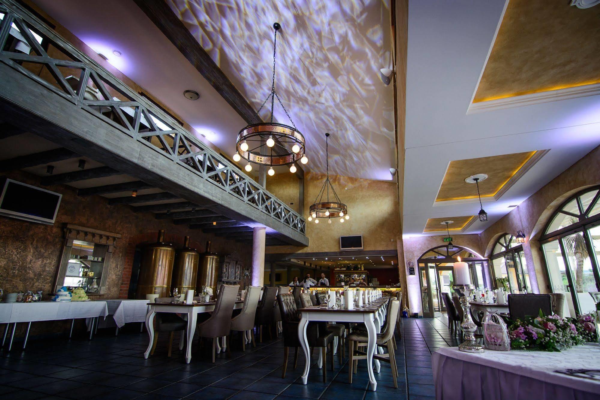 Villa Plaza Boutique Hotel & Spa Presov Ngoại thất bức ảnh
