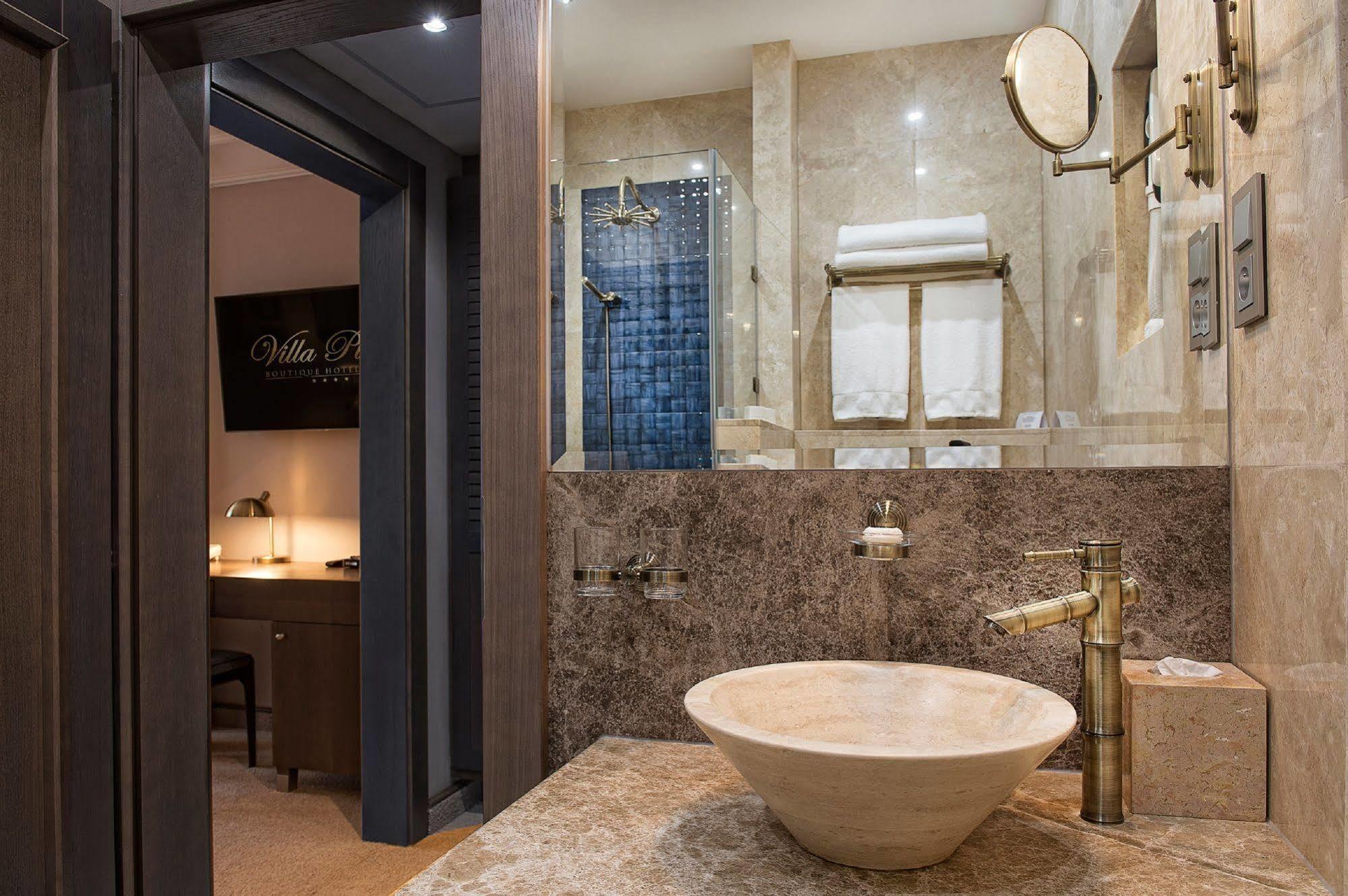 Villa Plaza Boutique Hotel & Spa Presov Ngoại thất bức ảnh