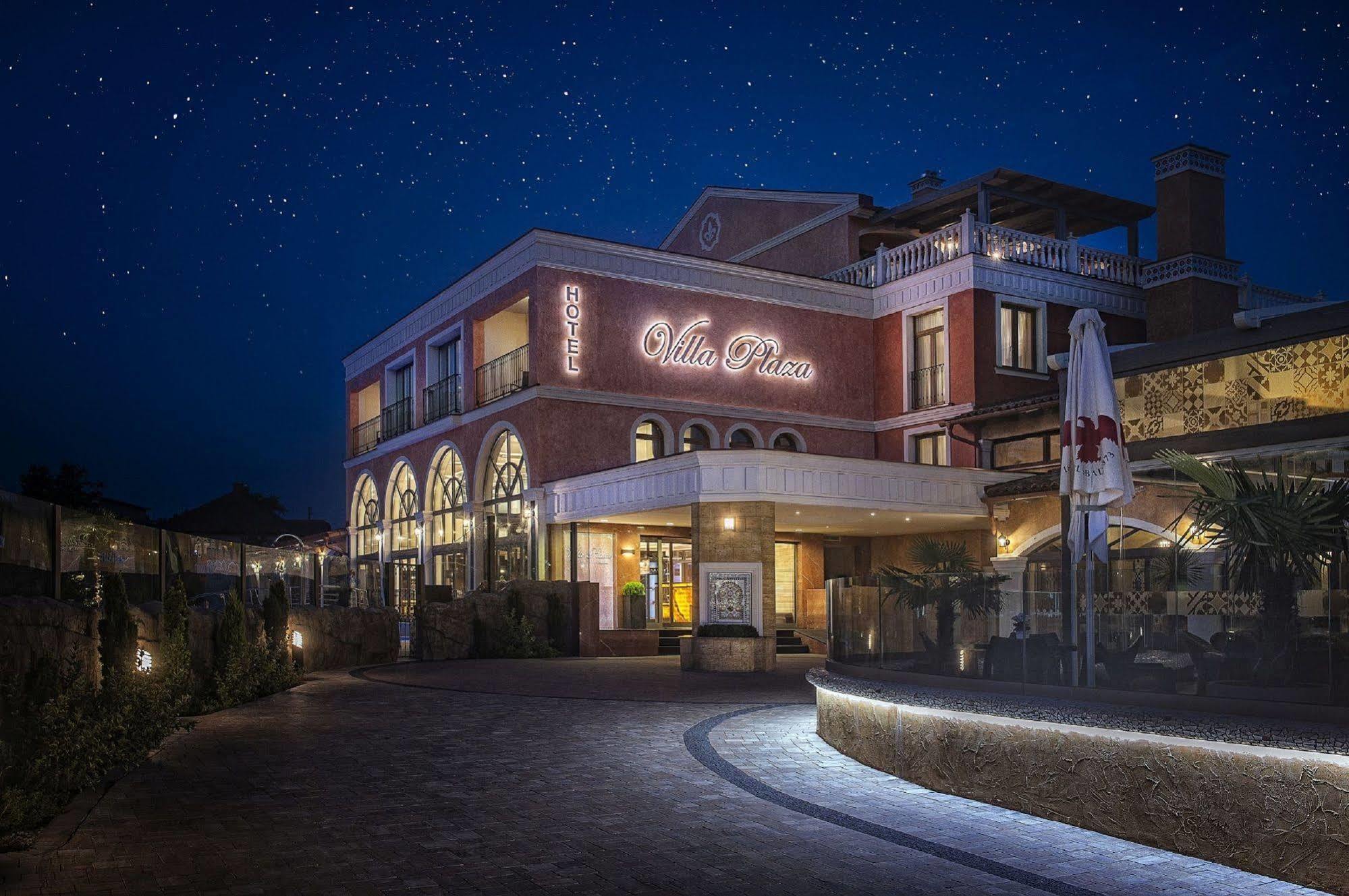Villa Plaza Boutique Hotel & Spa Presov Ngoại thất bức ảnh